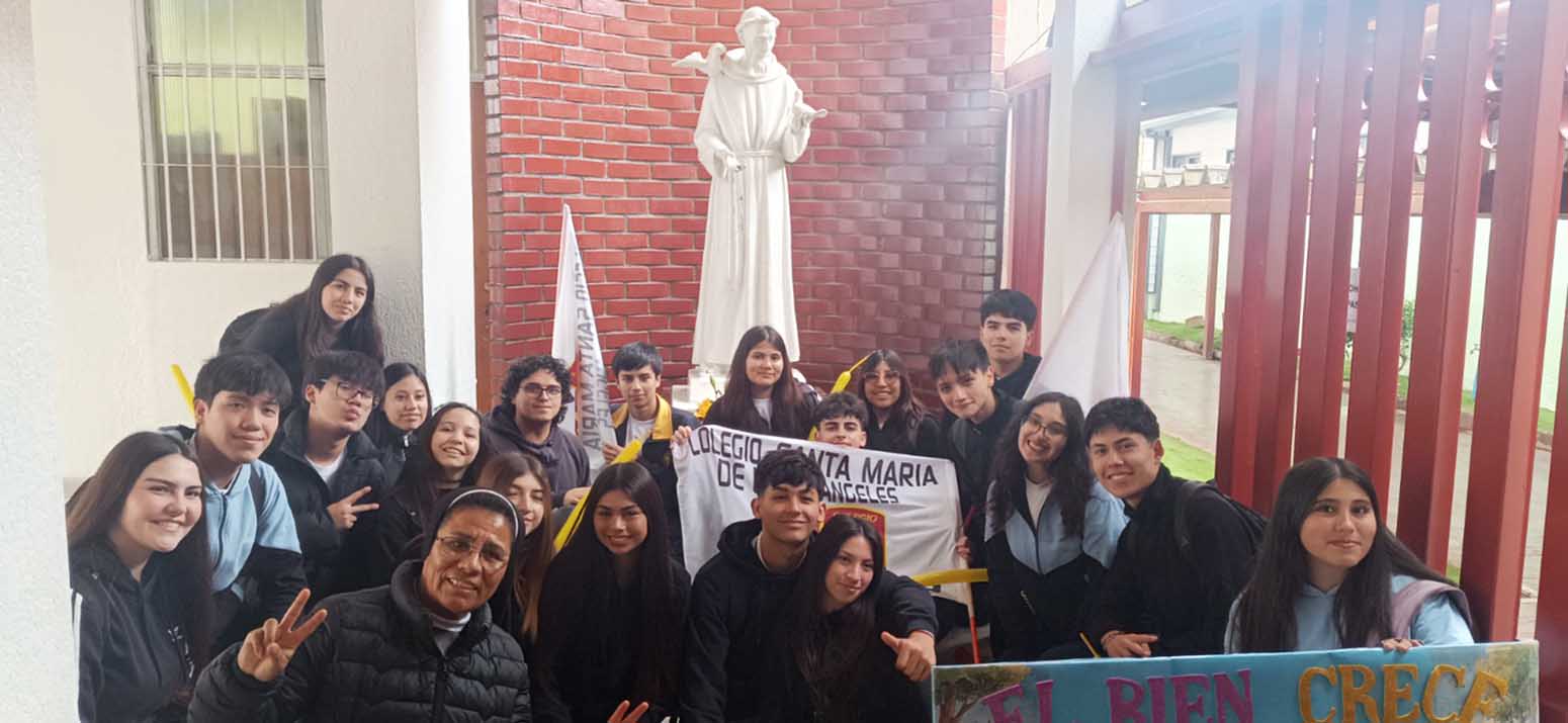 CILE – Il bene cresce in silenzio: giovani in cammino verso Santa Teresa delle Ande
