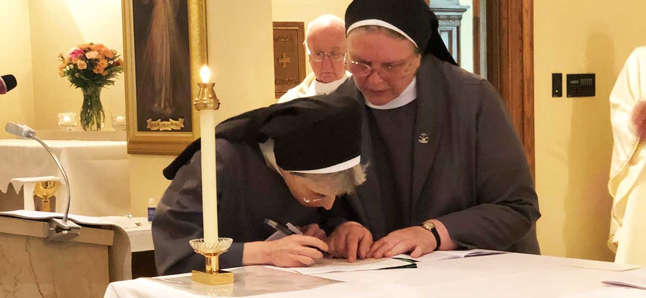 “QUALSIASI COSA VI DICA, FATELA” (Gv 2,5) - Per sempre FMSC suor Lisa Grace di Gesù e Maria