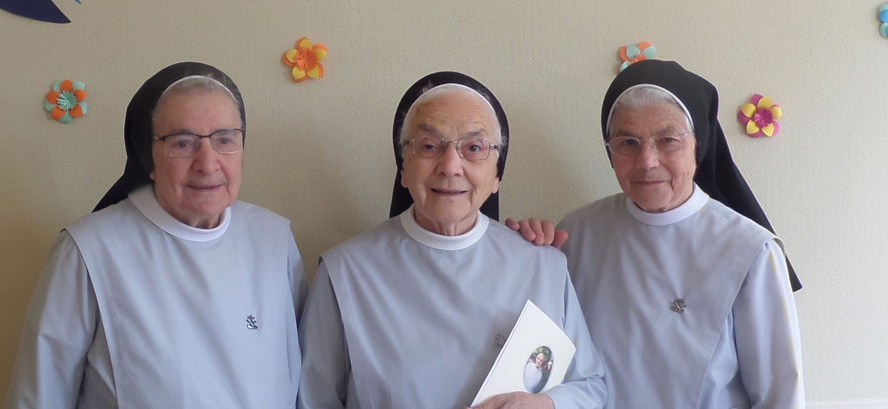 DIO È SEMPRE PRESENTE E FEDELE - GIUBILEO DI 60 ANNI DI VITA RELIGIOSA DI SUOR MICHÈLE LIATZOU