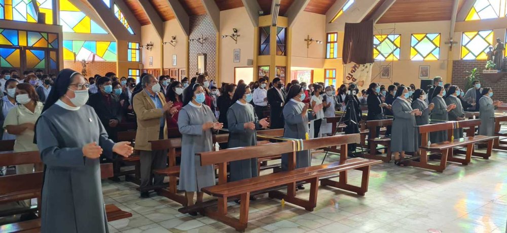Festa per padre Gregorio in Bolivia
